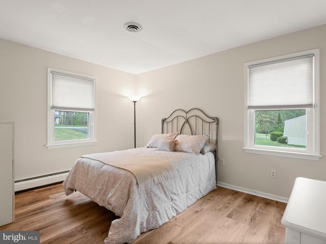 101 LAURELWOOD DR, Downingtown, PA 19335