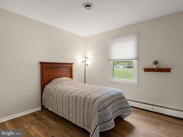 101 LAURELWOOD DR, Downingtown, PA 19335