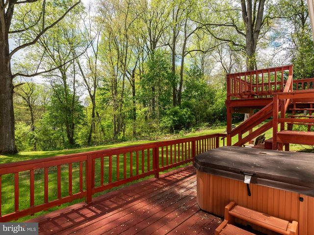 101 LAURELWOOD DR, Downingtown, PA 19335