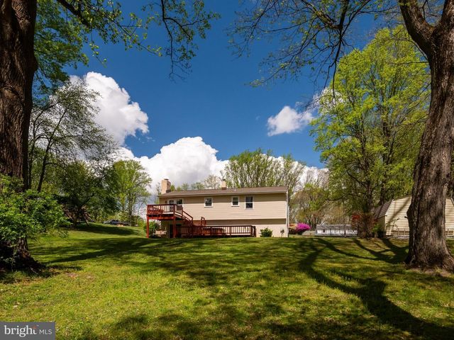 101 LAURELWOOD DR, Downingtown, PA 19335
