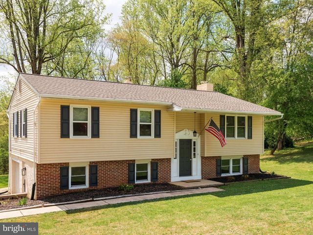 101 LAURELWOOD DR, Downingtown, PA 19335