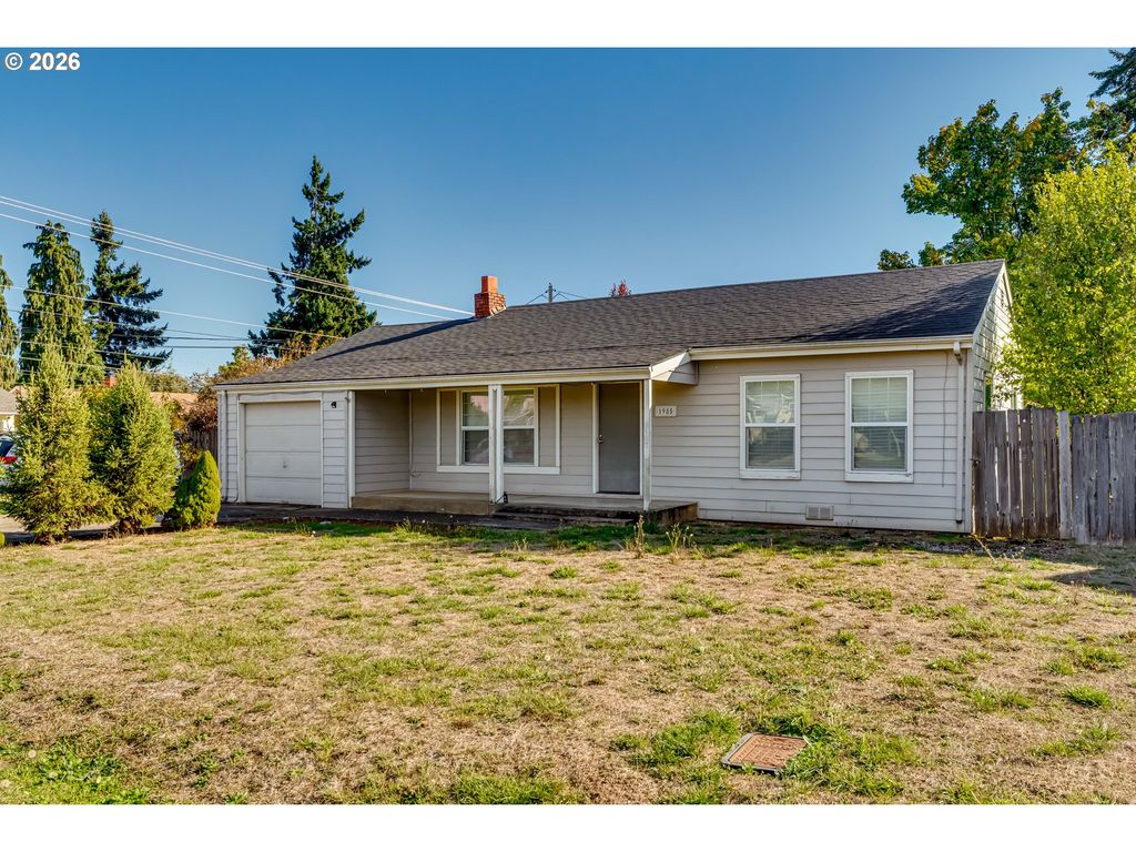 1985 17TH St, Springfield, OR 97477