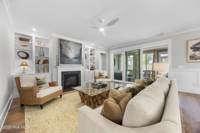 170 Jackline Drive, Hampstead, NC 28443