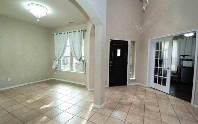 3 Logan Creek Lane, Conroe, TX 77304