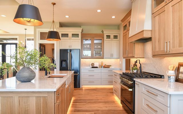 1812 Yale Parkway Parkway, Cedar Falls, IA 50613