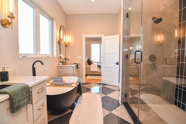 1812 Yale Parkway Parkway, Cedar Falls, IA 50613