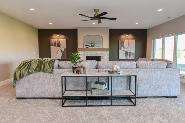 1812 Yale Parkway Parkway, Cedar Falls, IA 50613