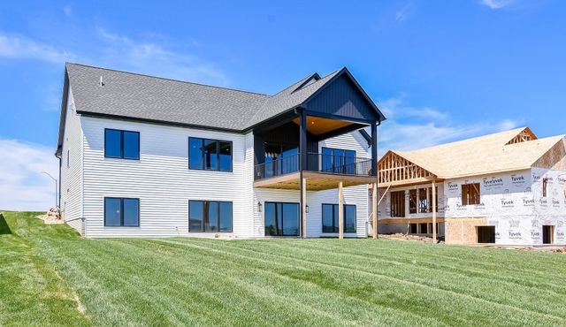 1812 Yale Parkway Parkway, Cedar Falls, IA 50613