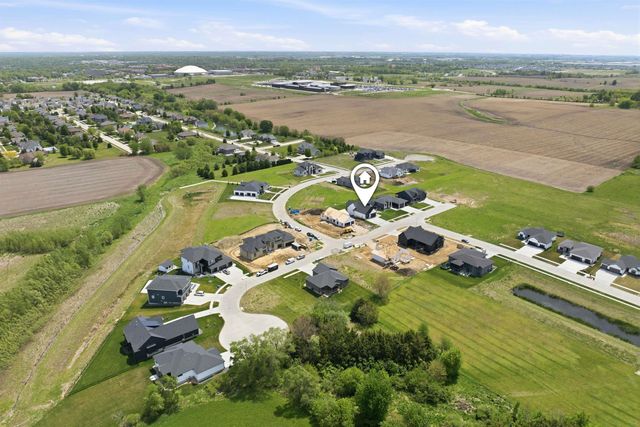 1812 Yale Parkway Parkway, Cedar Falls, IA 50613