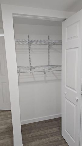 1111 N 63rd Ave, Hollywood, FL 33024