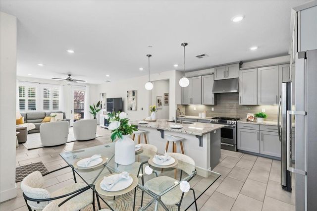 4052 4052 Knightstown St, Dublin, CA 94568