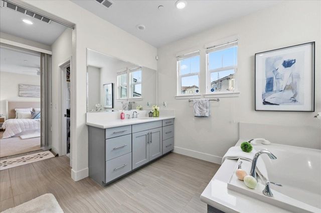 4052 4052 Knightstown St, Dublin, CA 94568