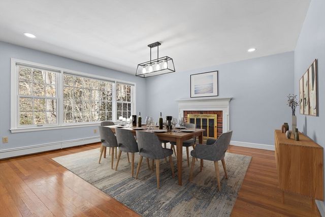 77 Colonial Road 77, Sudbury, MA 01776