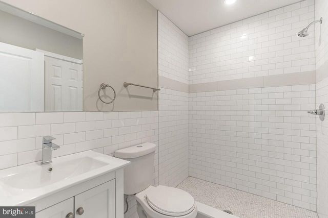 2243 N BROAD ST, Philadelphia, PA 19132