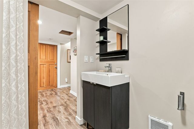8423 40th Avenue SW, Seattle, WA 98136