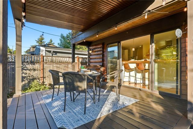 8423 40th Avenue SW, Seattle, WA 98136