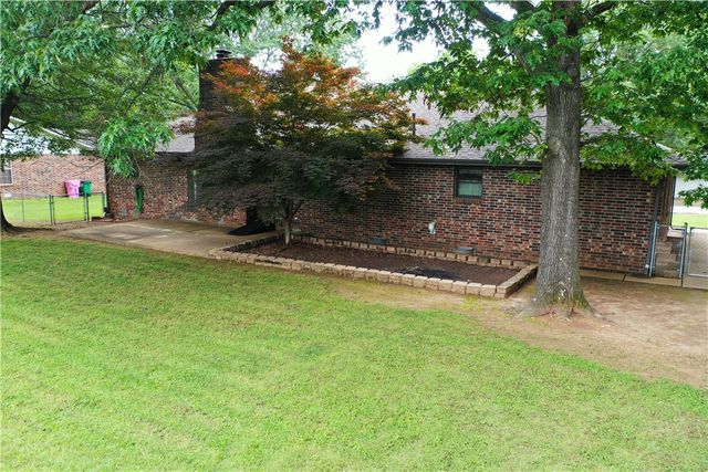 1805 Van Buren Avenue, Mountain Home, AR 72653
