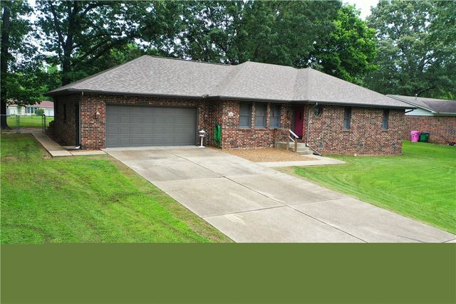 1805 Van Buren Avenue, Mountain Home, AR 72653