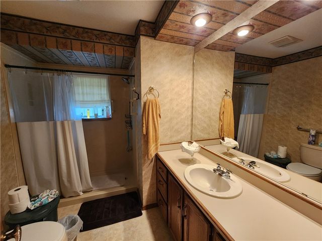 1805 Van Buren Avenue, Mountain Home, AR 72653