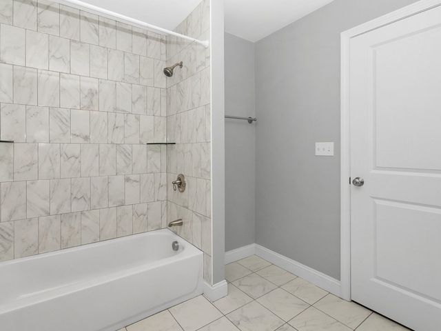 66 Ash Street 1, Waltham, MA 02453