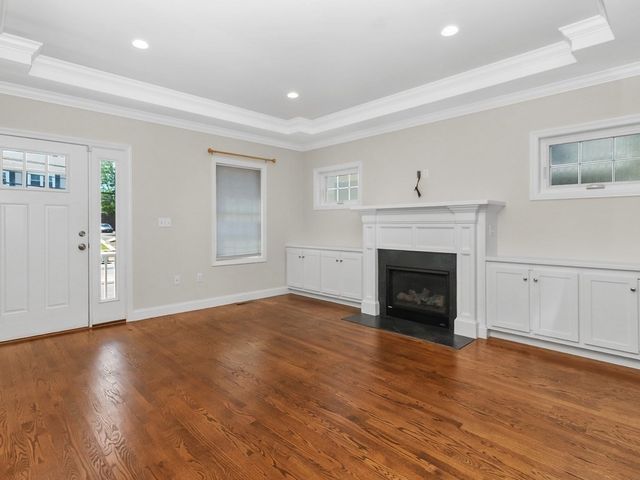 66 Ash Street 1, Waltham, MA 02453
