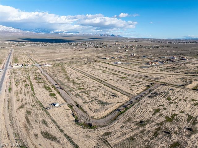 1660 West Drake Lane, Pahrump, NV 89060