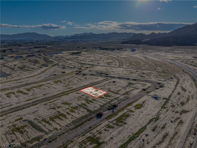 1660 West Drake Lane, Pahrump, NV 89060