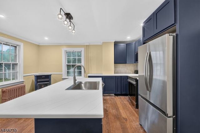 512 N Main St, Greenwich Twp., NJ 08886
