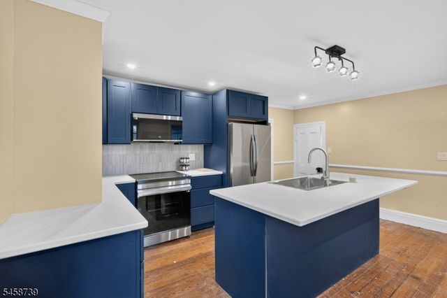 512 N Main St, Greenwich Twp., NJ 08886