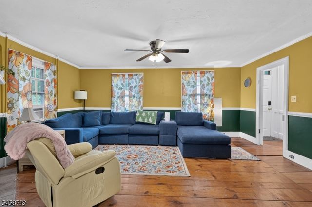 512 N Main St, Greenwich Twp., NJ 08886