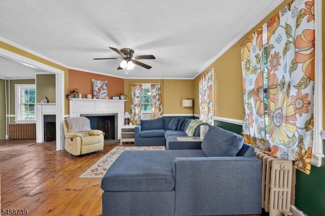 512 N Main St, Greenwich Twp., NJ 08886