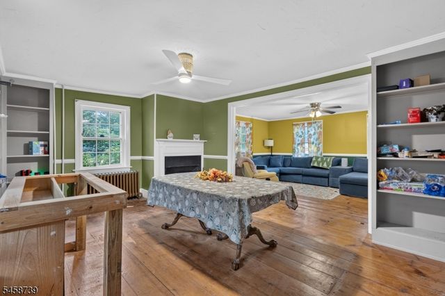 512 N Main St, Greenwich Twp., NJ 08886