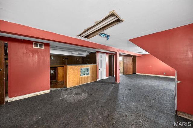 5947 Summit Place, St Louis, MO 63147