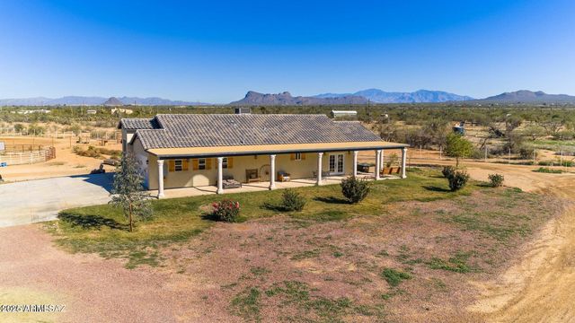 13570 W Manville Road, Tucson, AZ 85743