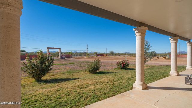 13570 W Manville Road, Tucson, AZ 85743