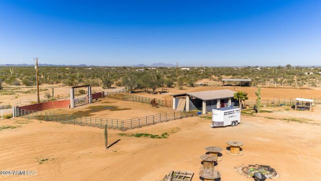 13570 W Manville Road, Tucson, AZ 85743