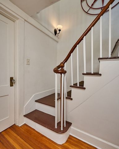 179 South St, Northampton, MA 01060