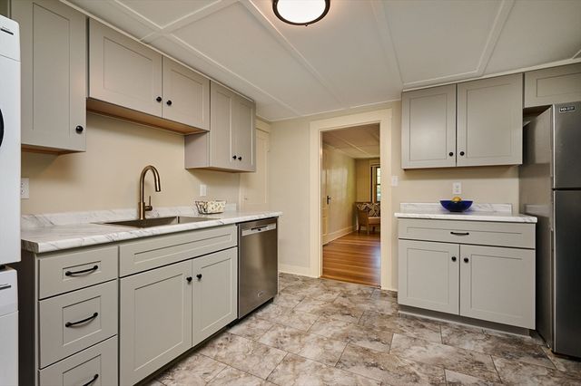 179 South St, Northampton, MA 01060
