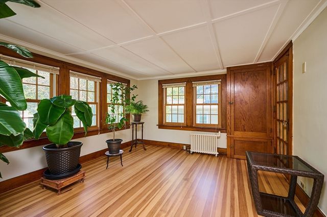 179 South St, Northampton, MA 01060
