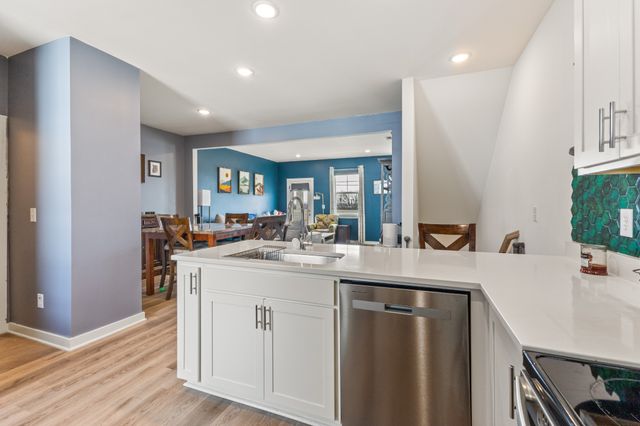 302 Williams Ave Unit 102, Madison, TN 37115