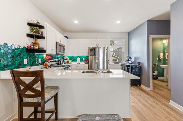 302 Williams Ave Unit 102, Madison, TN 37115