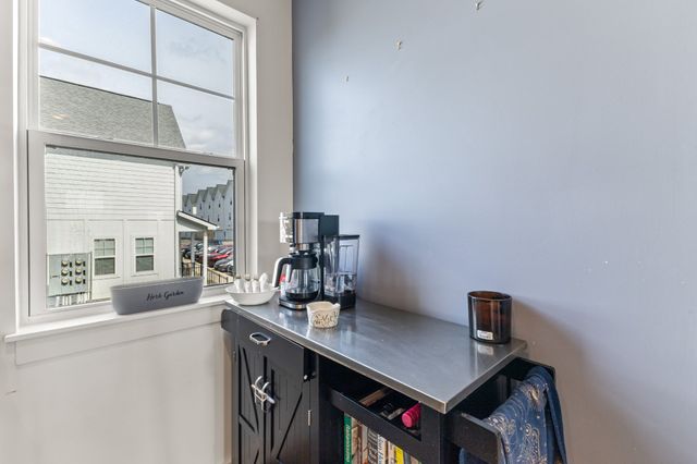 302 Williams Ave Unit 102, Madison, TN 37115