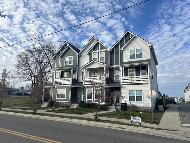 302 Williams Ave Unit 102, Madison, TN 37115