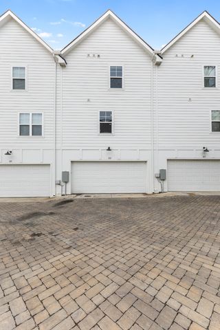 302 Williams Ave Unit 102, Madison, TN 37115