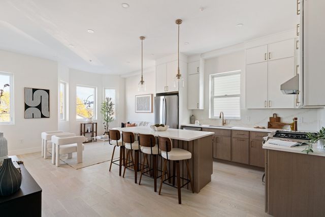 28A Swan Avenue PH, Boston, MA 02128