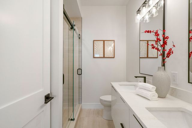 28A Swan Avenue PH, Boston, MA 02128