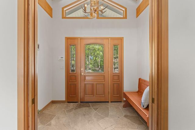 928 Bear Run, Arnold, CA 95223