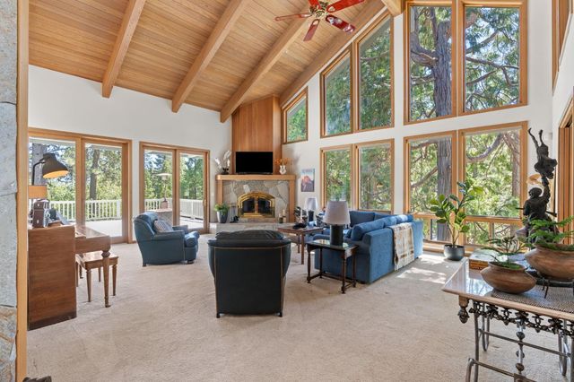 928 Bear Run, Arnold, CA 95223