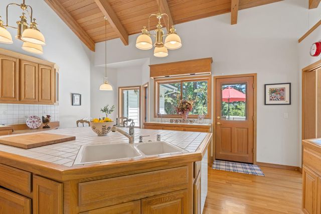 928 Bear Run, Arnold, CA 95223