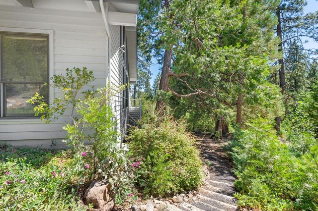 928 Bear Run, Arnold, CA 95223